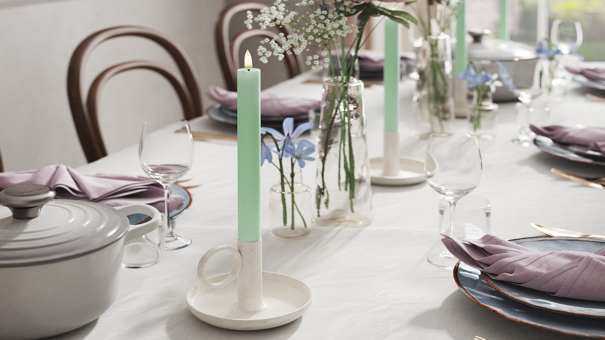 Naturtro LED kronelys med Wetlook™ Design