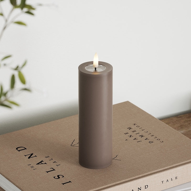 Deluxe Homeart LED Bloklys Ø 5 x 15 cm Mokka