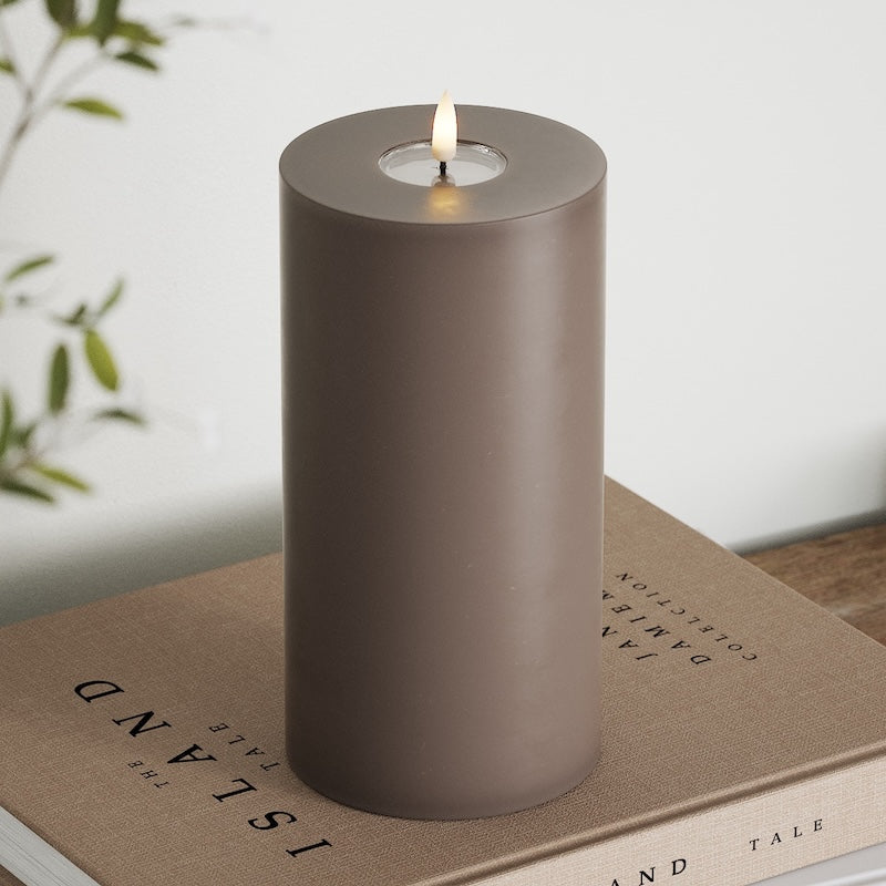 Deluxe Homeart LED Bloklys Ø 10 x 20 cm Mokka