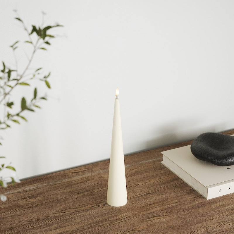 Deluxe Homeart Kegle lys D 5 x H 28 cm Bordeaux