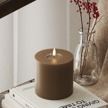 Deluxe Homeart LED Bloklys Ø 10 x 10 cm Karamel LED bloklys 4