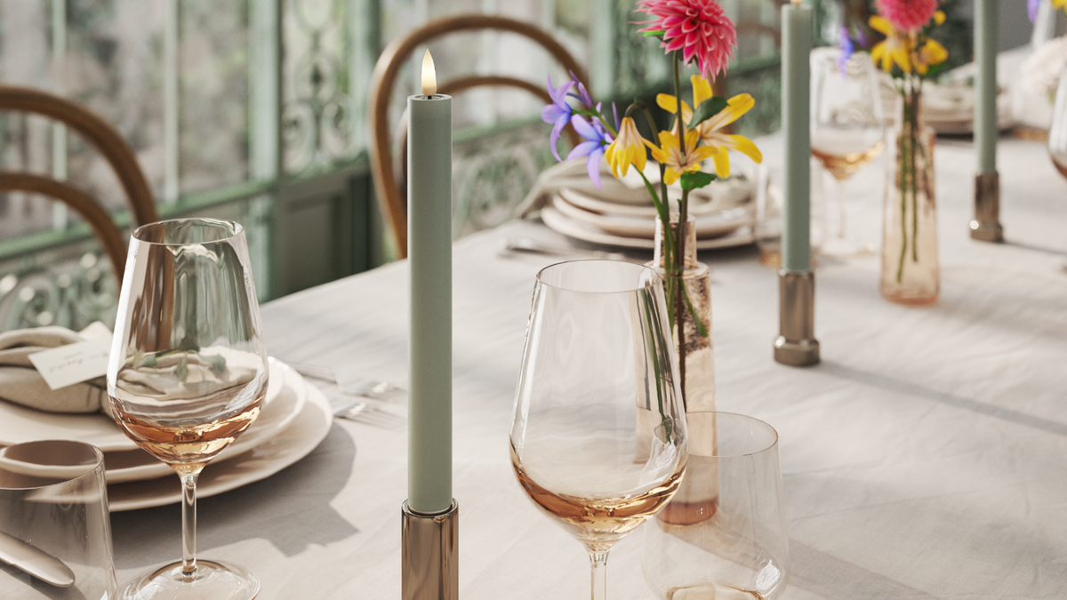 Naturtro LED kronelys med Wetlook™ Design