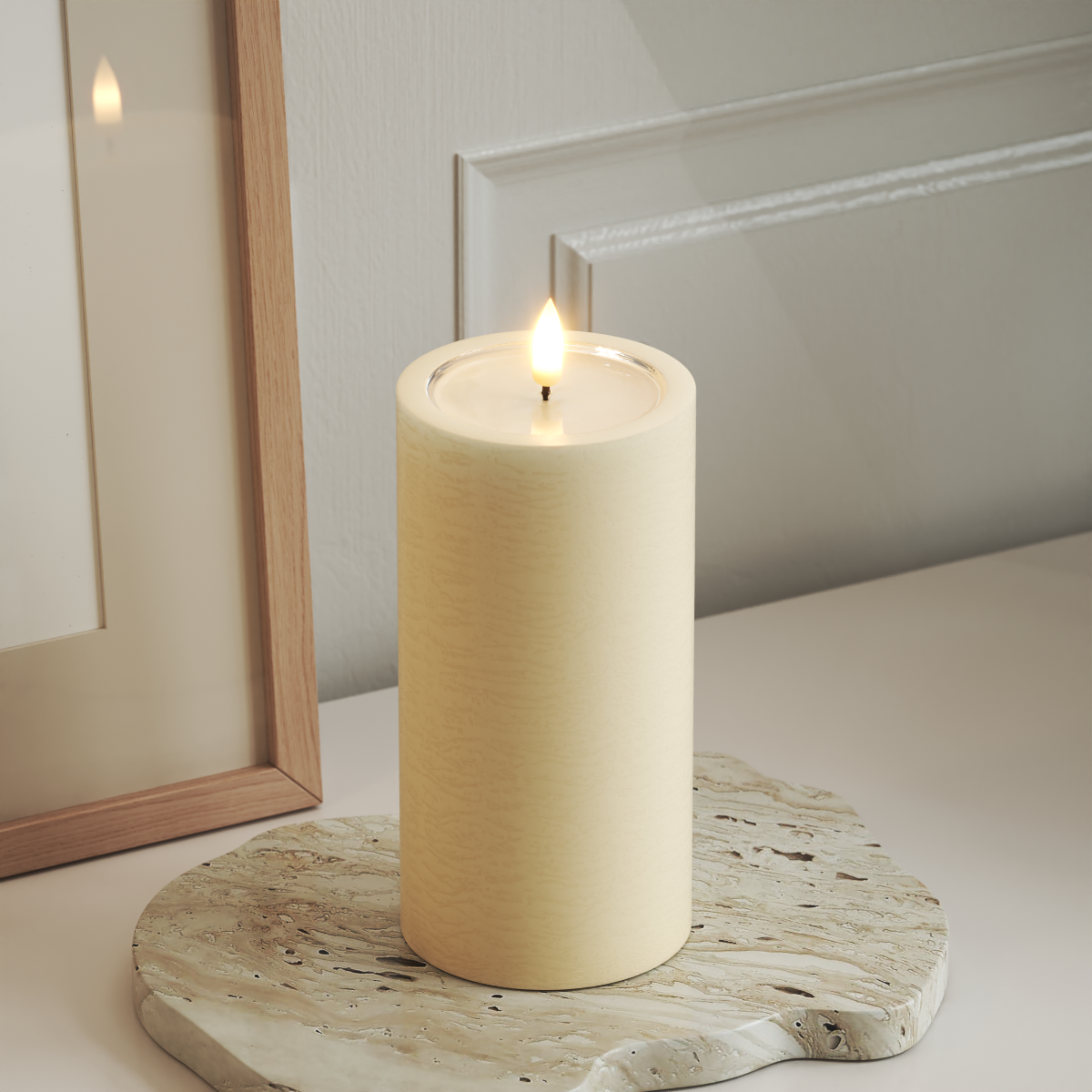 Deluxe Homeart Unique LED Bloklys D 7,5 x 15 cm Cream unique bloklys 3